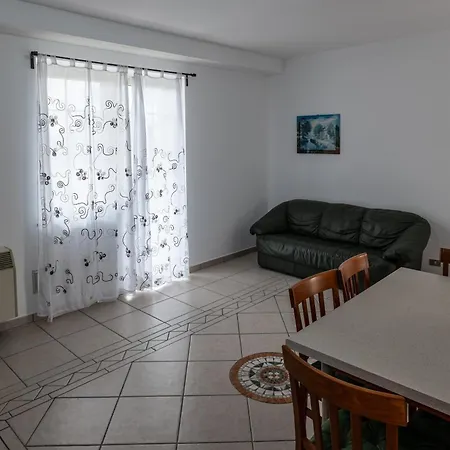 ゲストハウス D'angelo カザルボルディーノ